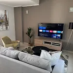 Beautifully Furnished Loft Apartment In Central Durbanville