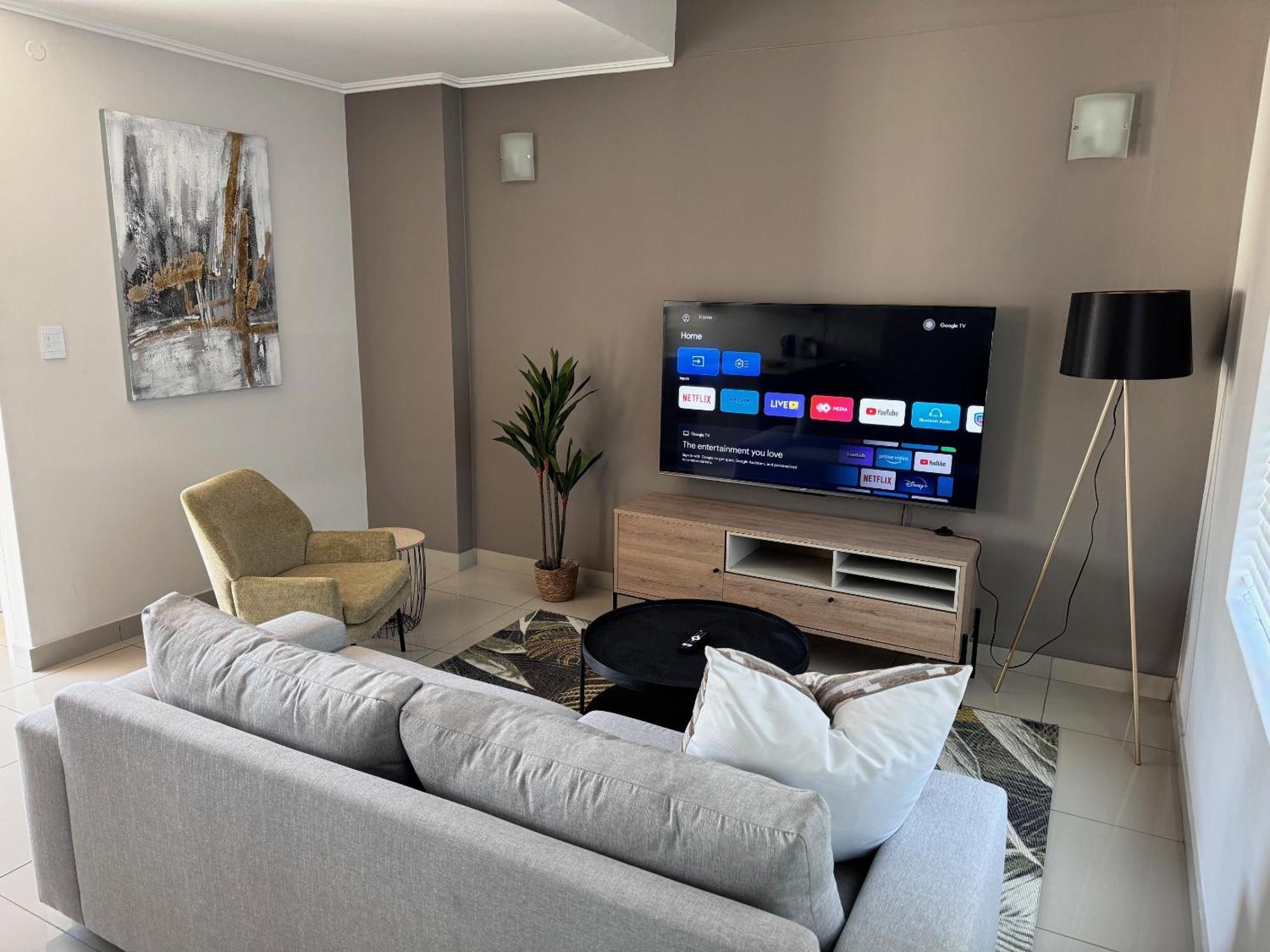 Apartment Beautifully Furnished Loft In Durbanville