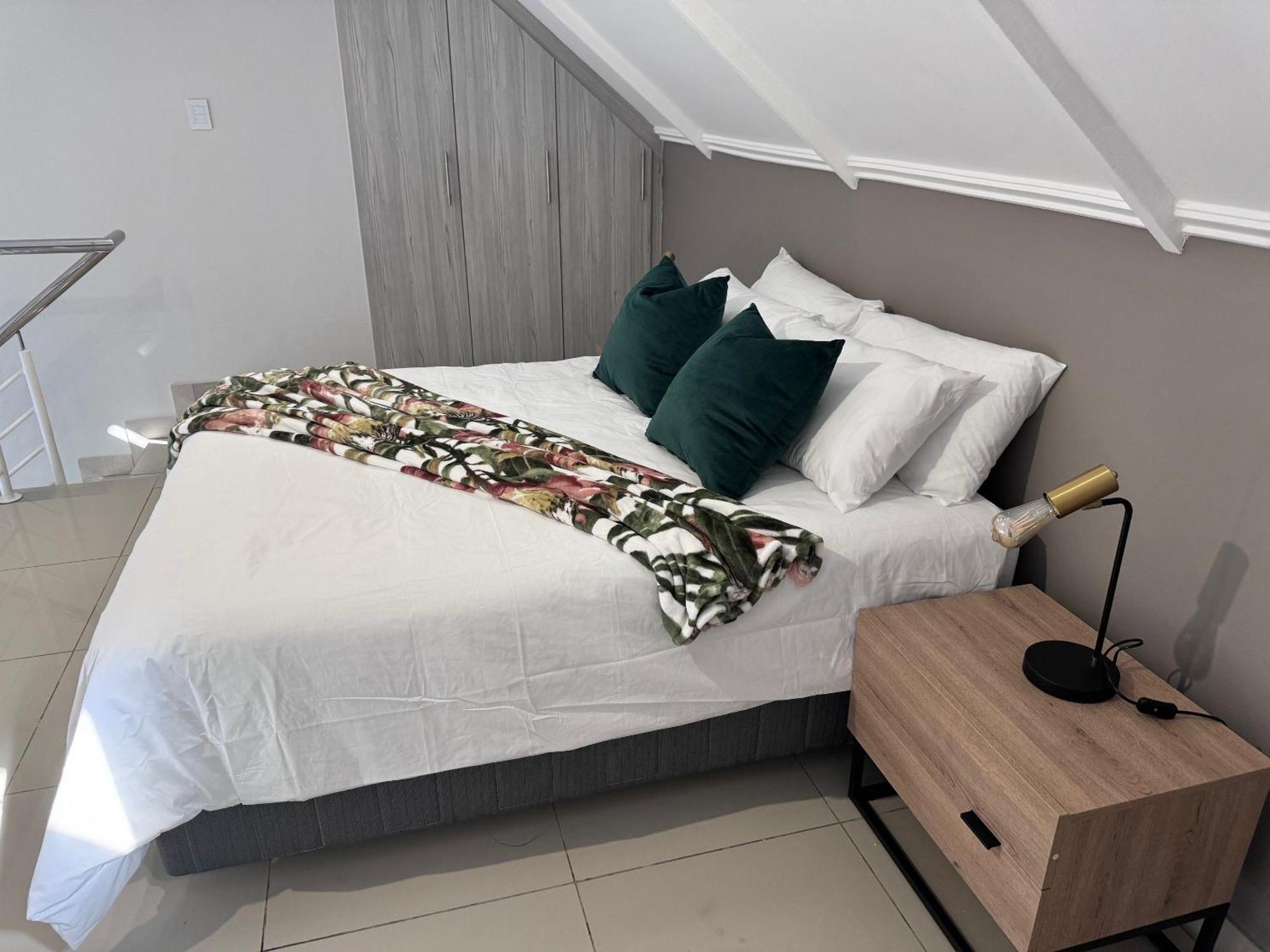 Beautifully Furnished Loft In Durbanville * Cape Town